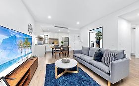 Centre Of Newtown 2 Bed Apartment